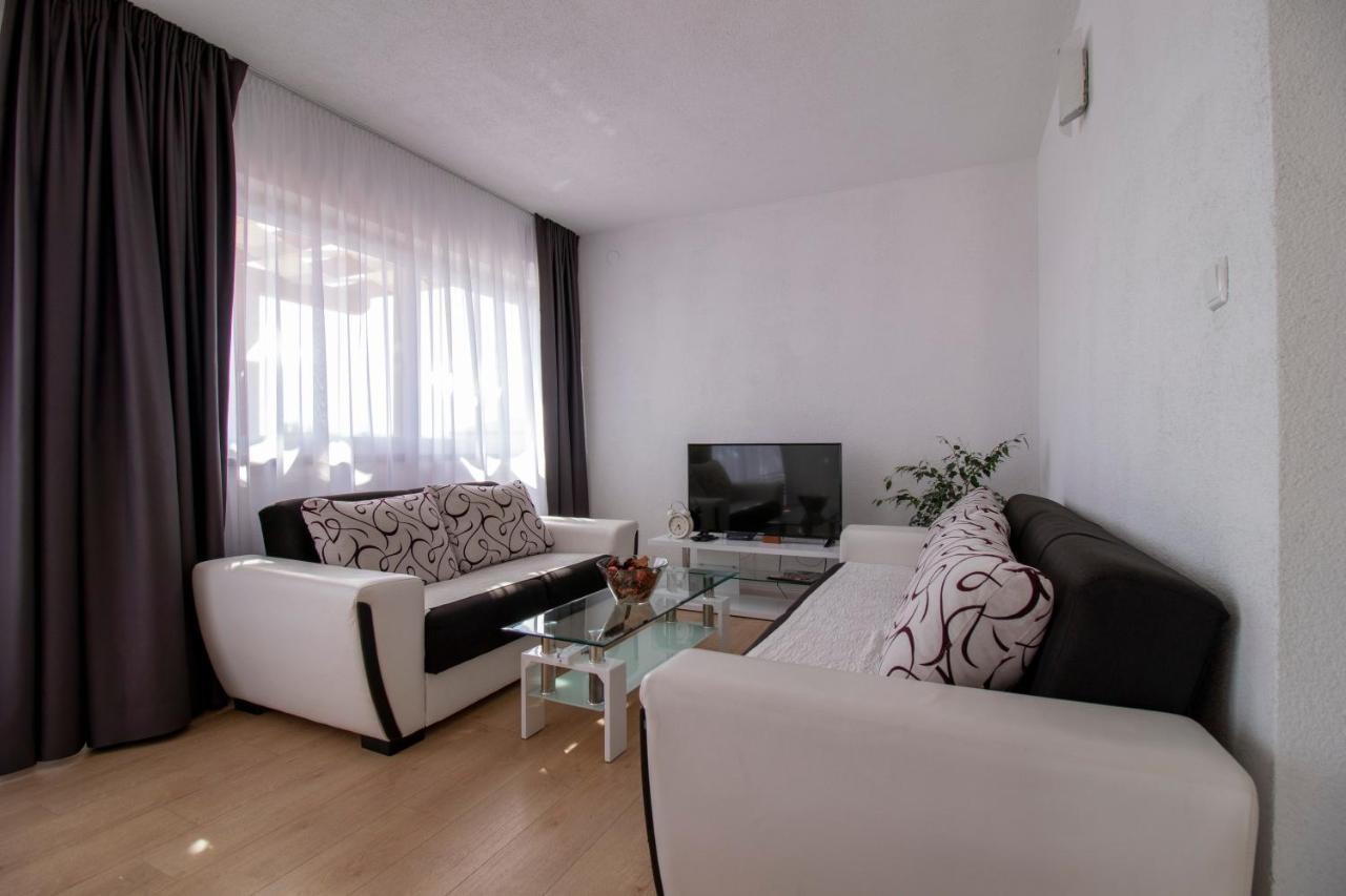 Apartmani Olivia Bibinje Exterior photo